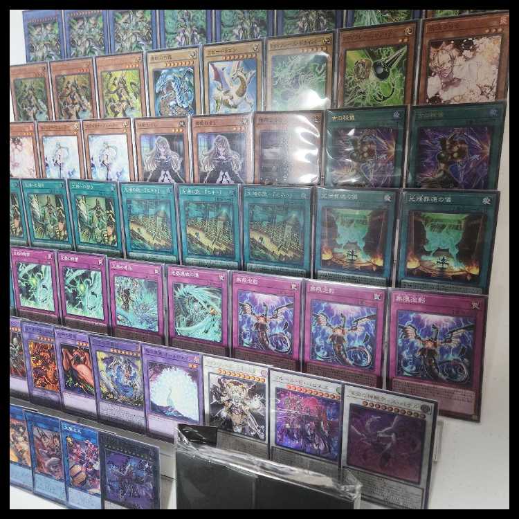 Mountain-ya - Same-Day Shipping - Senet Deck - Pre-Built Deck - Includes Card Sleeves - Senet's Revelator - Nefertari - Senetnakht the Sphinx - Pact of Return to the Light - Ancient Rites - Serpent-Eyed Prime Crime Dragon 1枚