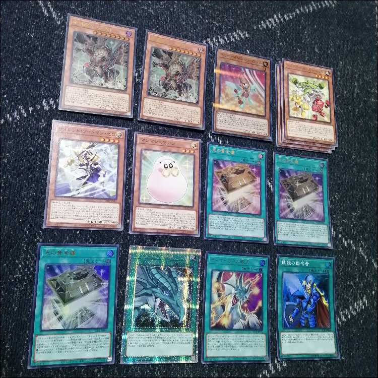 遊戯王　デッキ　光の黄金櫃　デッキ　ブラックマジシャンガール　[05413] 1枚