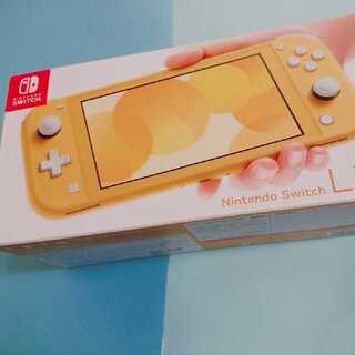 19日まで出品新品未使用 Nintendo Switch  Light イエロー