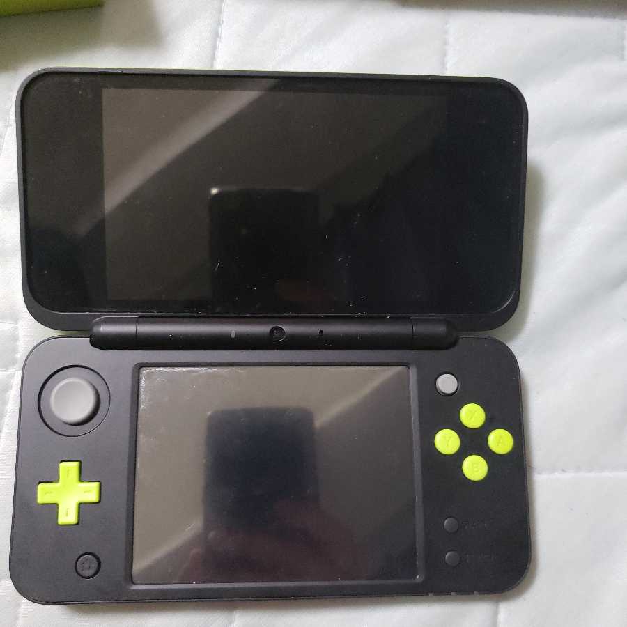 ニンテンドー2DSLL