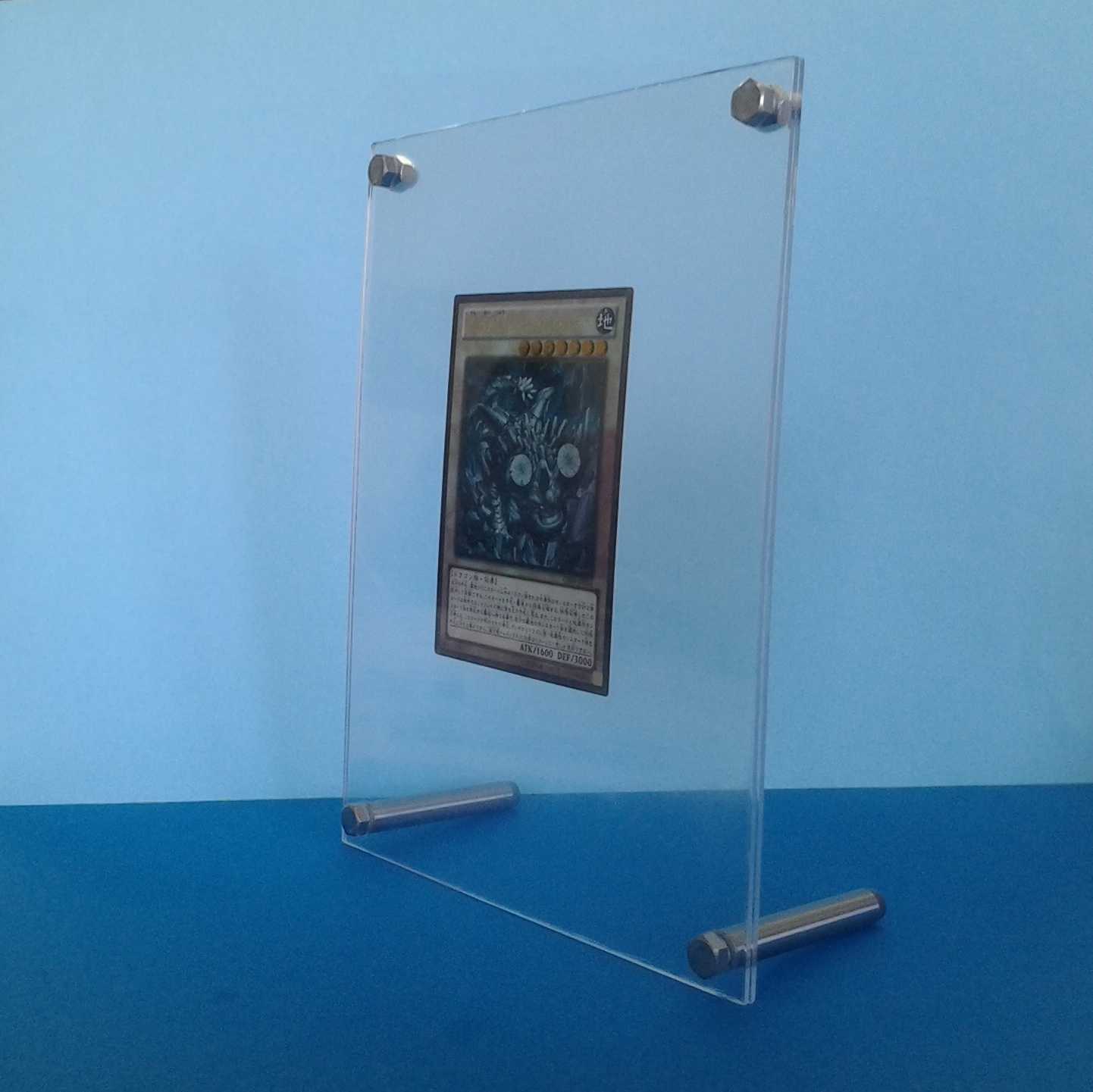 Severely Conquered Dragon - Redox Trekkie Case (with photo stand)