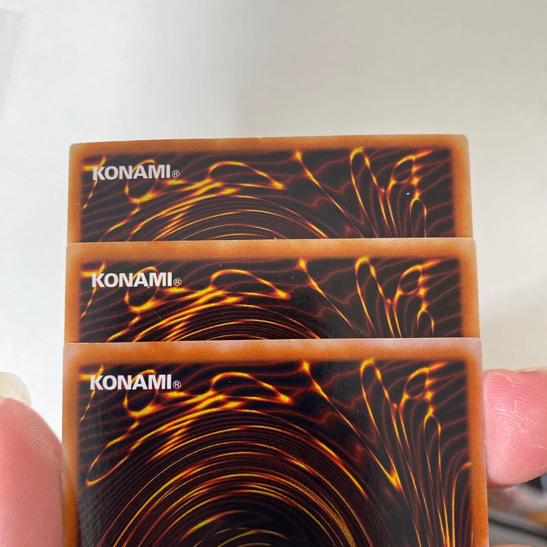 遊戯王 ブラック・マジシャン・ガール