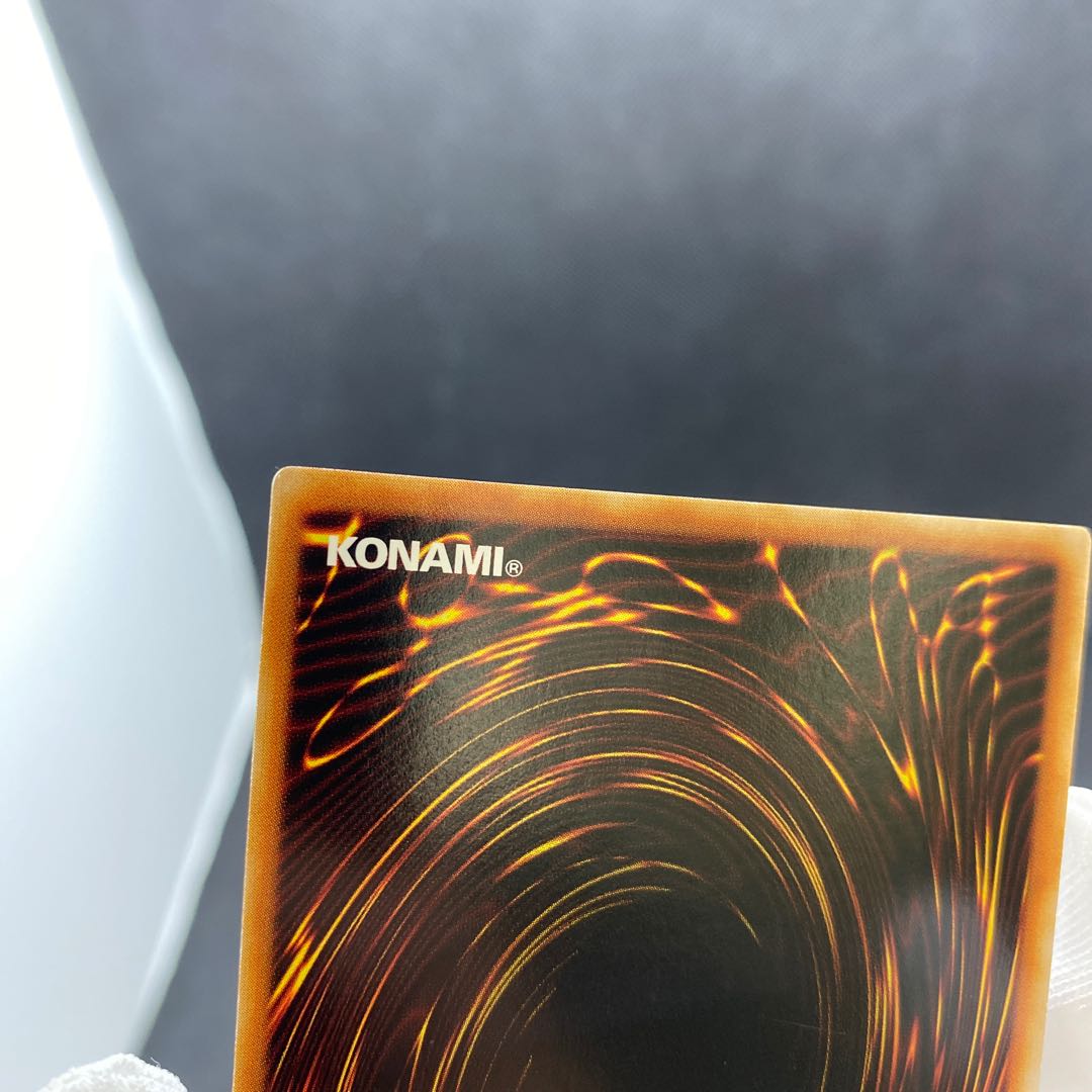 Black Magician Girl Holo Asian Version