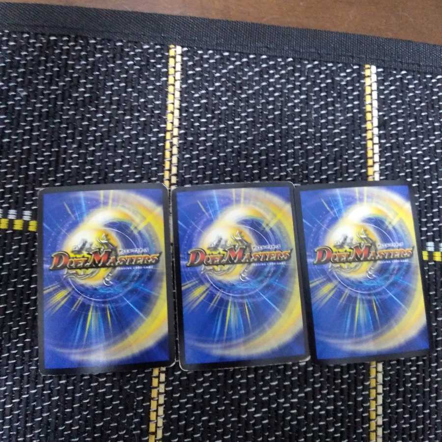 聖鎧亜クイーン・アルカディアス