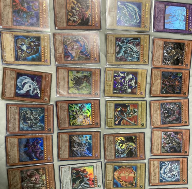 青眼の白龍 初期等引退品