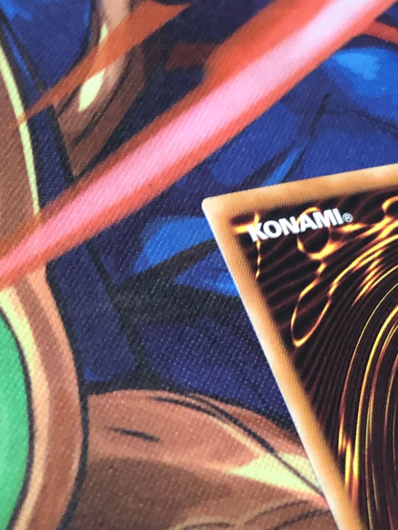 真紅眼の黒竜 ホログラフィックレア