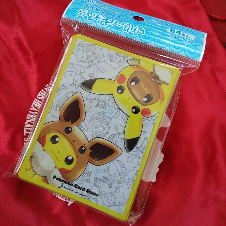 FAN OF PIKACHU＆EIEVUIデッキシールド