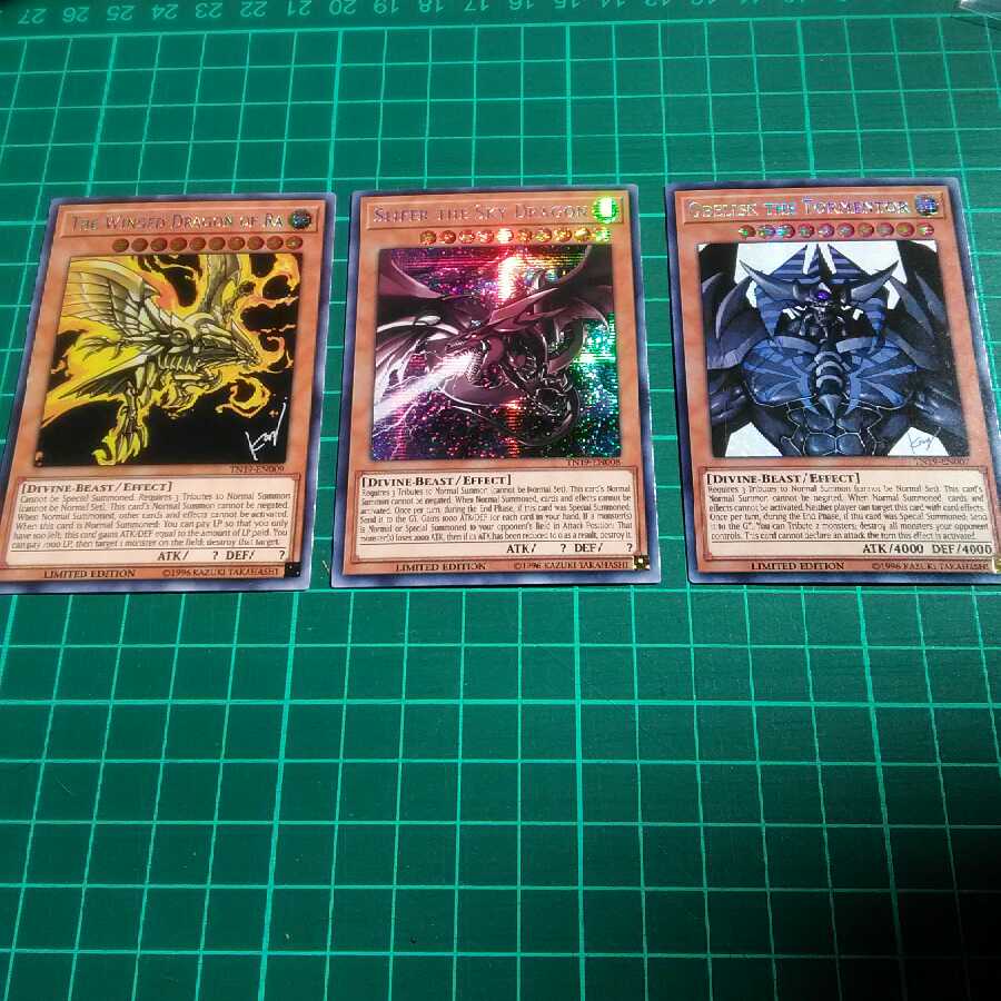 オシリスの天空竜　オベリスクの巨神兵　ラーの翼神竜　海外　シークレット　シク