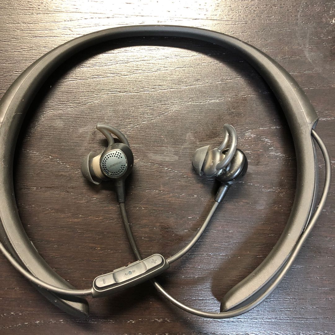 Bose Quiet Control 30