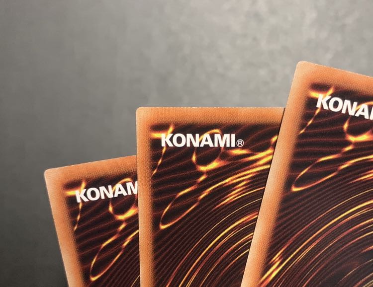 遊戯王　墓穴の指名者 パラレル ウルトレレア3枚