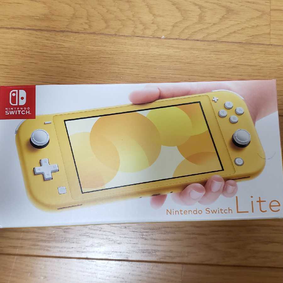 Nintendo Switch Lite イエロー