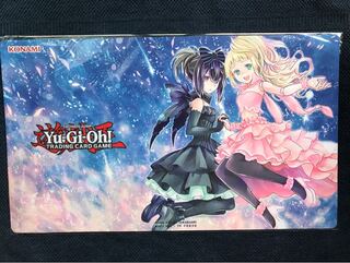 遊戯王 副話術士 クララ&ルーシカ プレイマット