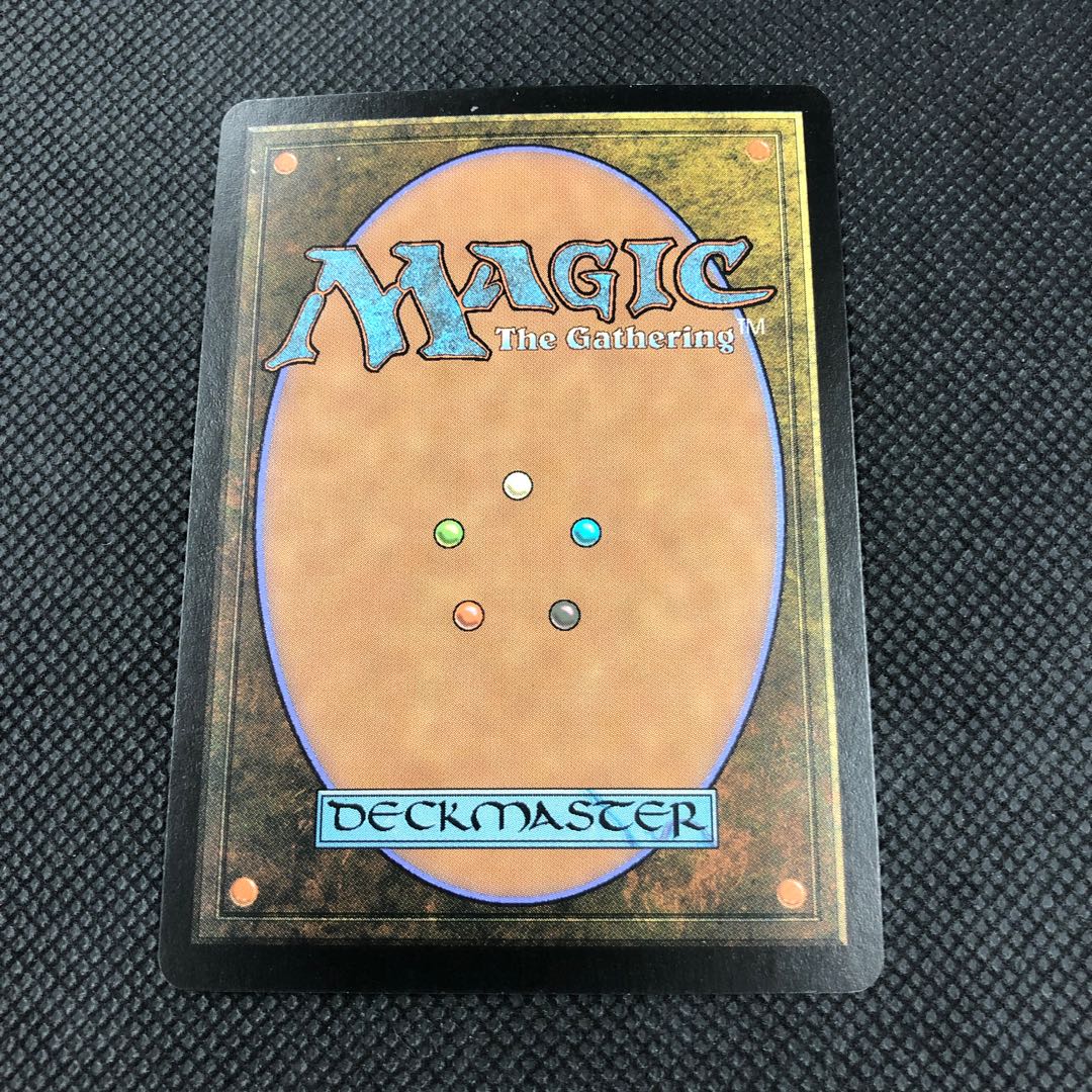 溢れかえる岸辺