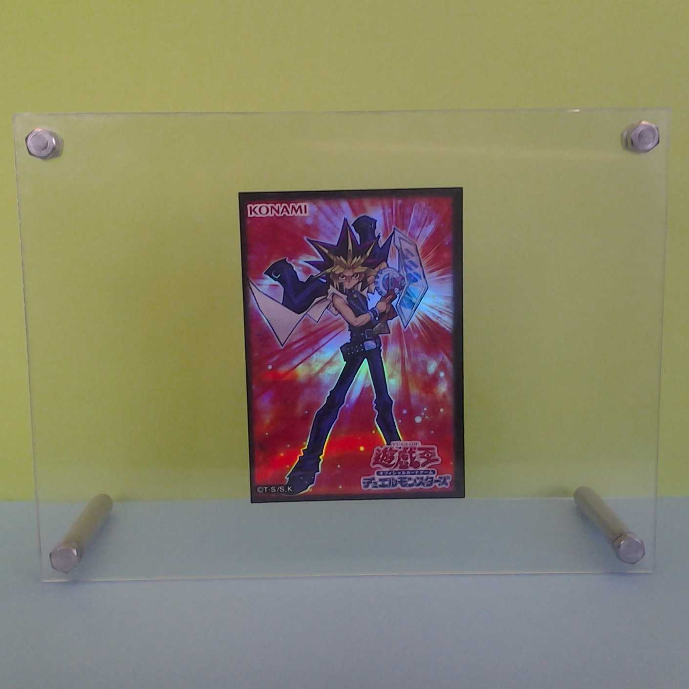 Sangan 2-card set with Trekker case (photo stand)