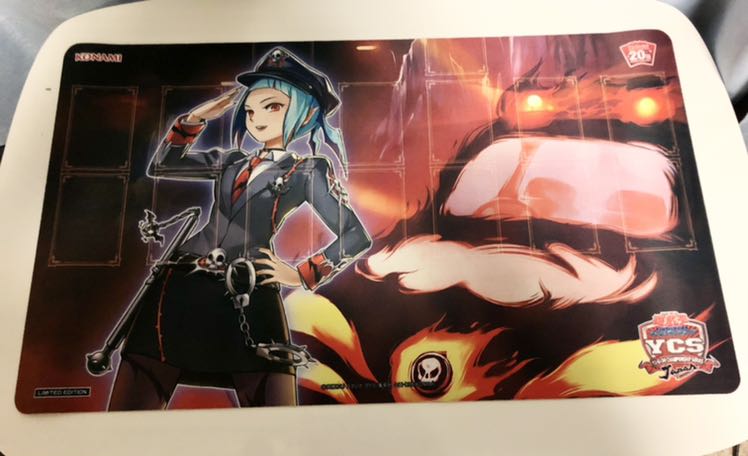 YCSJ2018「魔界の警邏課デスポリス」プレイマット