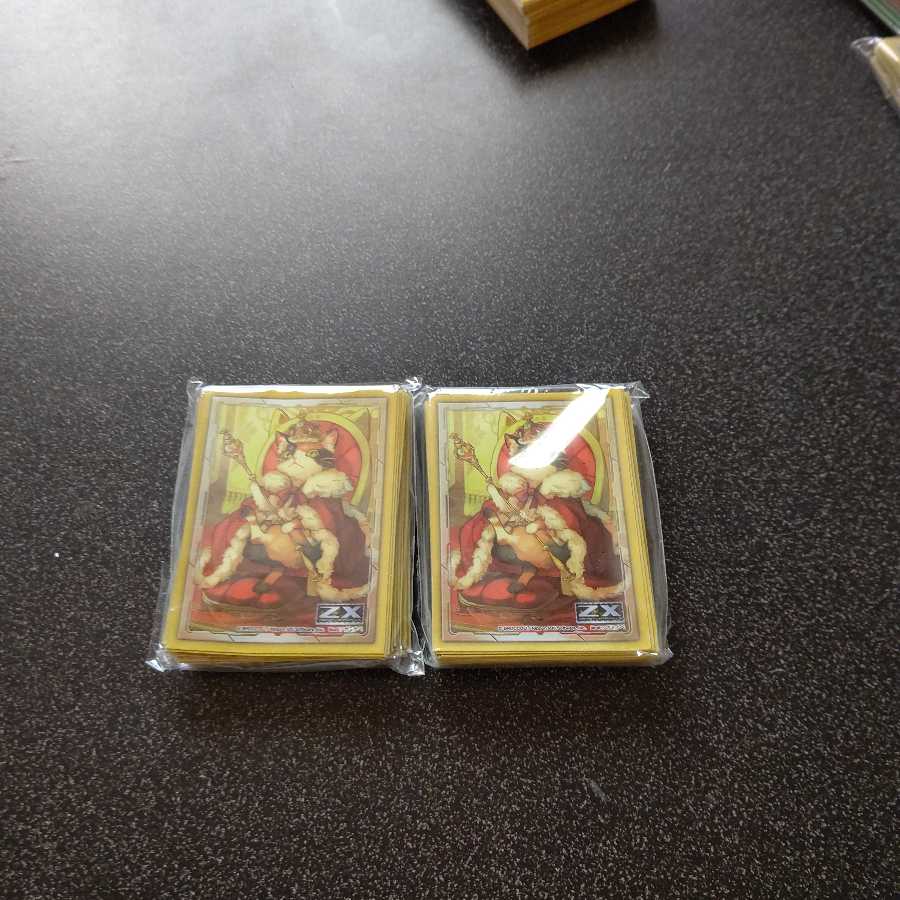 【未使用】君臨するミケ×2