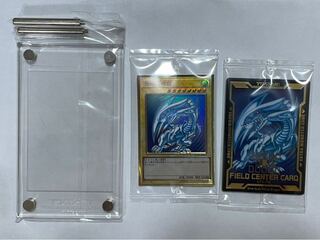 青眼の白龍 プレミアムゴールドレア　センターカード　カードディスプレイ 1セット