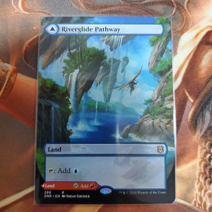 河川滑りの小道