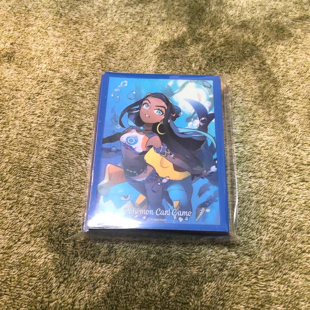 ルリナ スリーブ 新品未使用