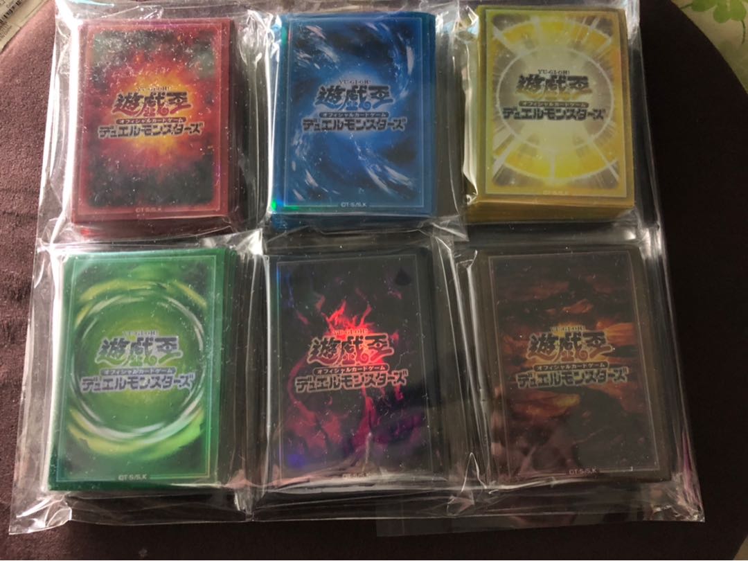 六属性スリーブ 霊使い