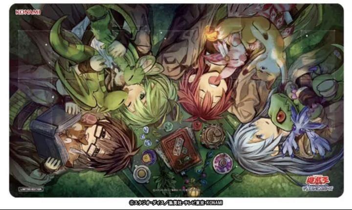 霊使い プレイマット