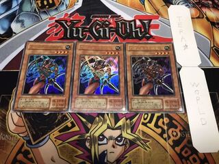 アマゾネスの鎖使い 2期ver ウルトラ 3枚セット てら