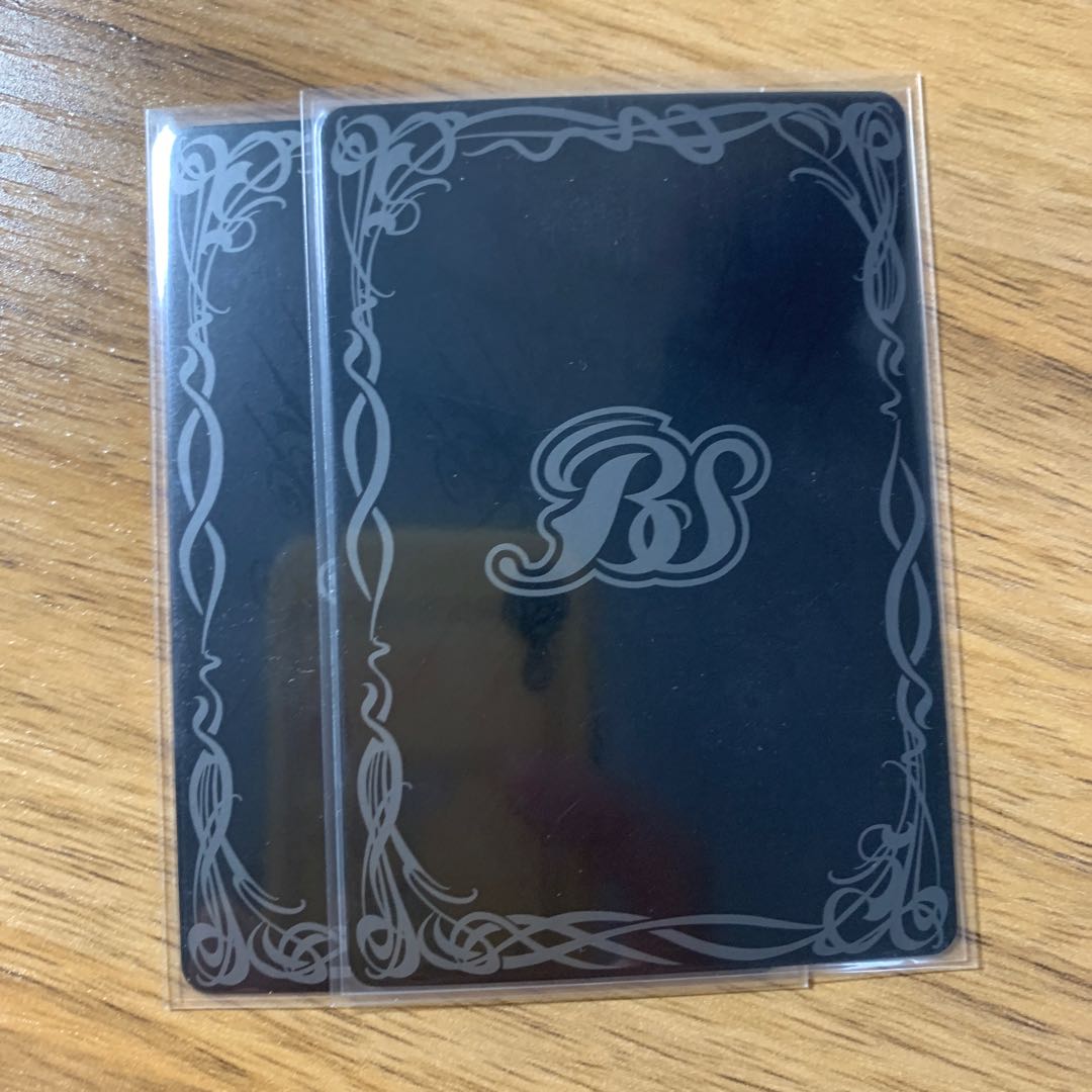 Batspy, 12 crystals of pyroxene, moon genaro.