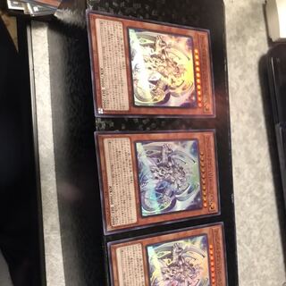 アームド・ドラゴン LV10-ホワイト スーパーレア3枚