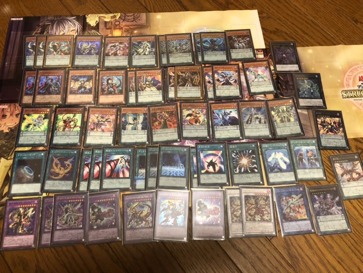 Yu-Gi-Oh! Retired 8 decks + approx. 700 cards