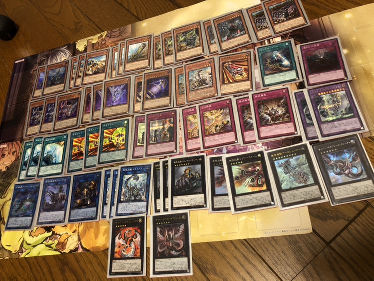 Yu-Gi-Oh! Retired 8 decks + approx. 700 cards