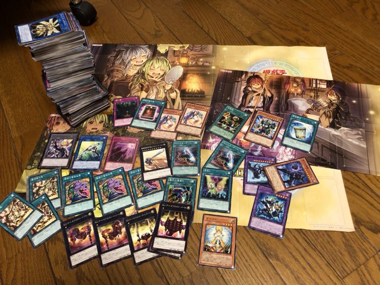 Yu-Gi-Oh! Retired 8 decks + approx. 700 cards