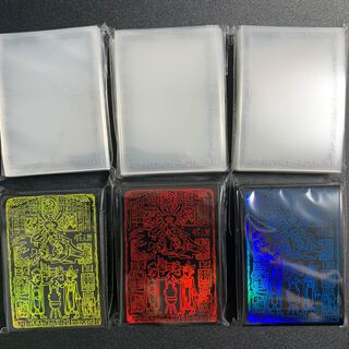 遊戯王　三幻神　スリーブ  ラー　オシリス　オベリスク　ラージクリア