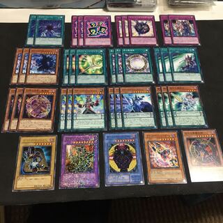 ブラックマジシャン　デッキパーツ　39枚 30枚