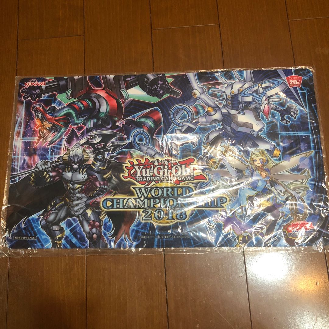 WCS2018 プレイマット未開封