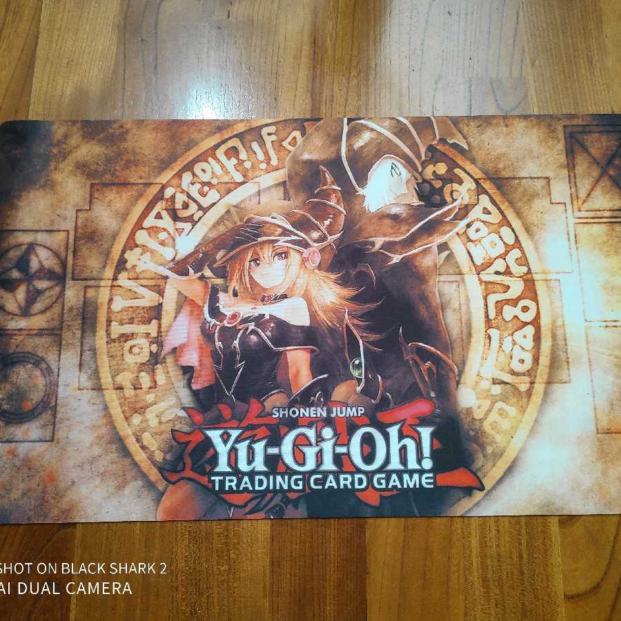 【新品未使用】ブラックマジシャン ガール プレイマット