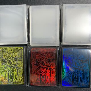 遊戯王　三幻神　スリーブ  ラー　オシリス　オベリスク　ラージクリア　未開封