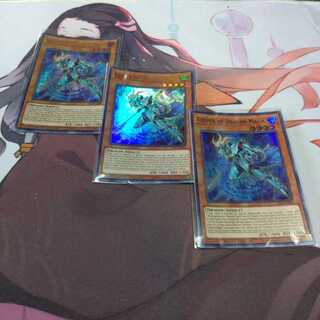 英語　竜魔導の守護者　ウルトラ