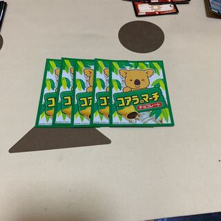 コアラのマーチ