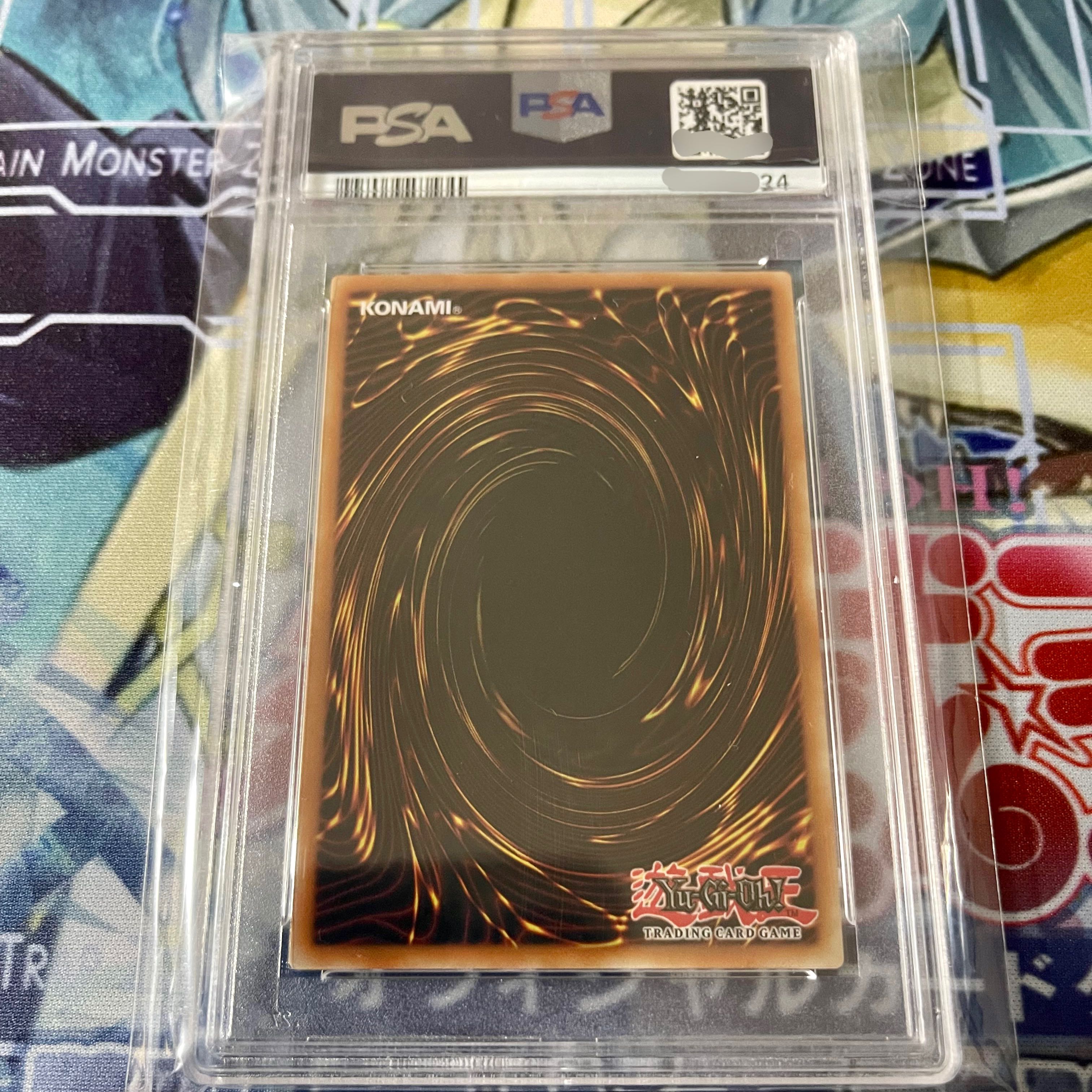 Red-Eyes Black Dragon Umi Outside Edition Crasher Wakemum Gold Rare PSA10