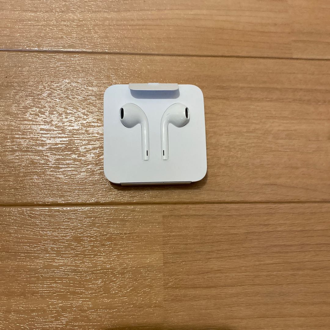 iPhone 8（値下げ可）