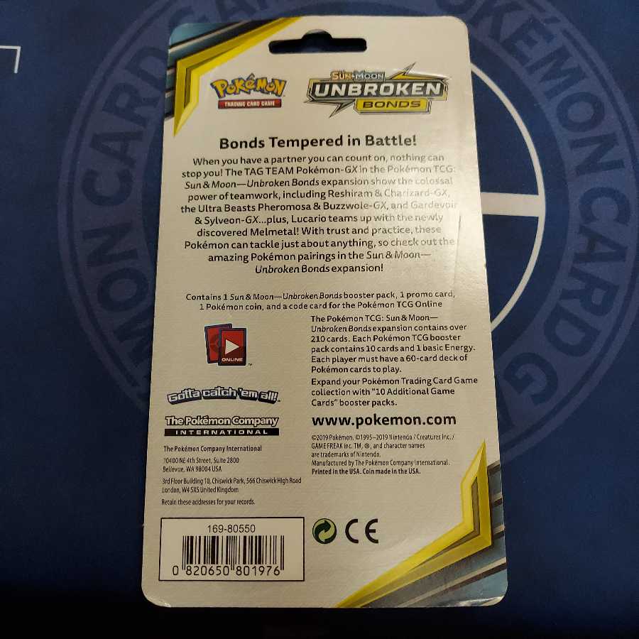 海外ポケカ　UNBROKEN BONDS ピカチュウ　未開封