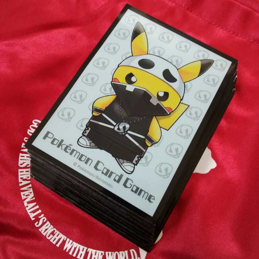 【使用品】スカル団ごっこピカチュウ デッキシールド 30枚