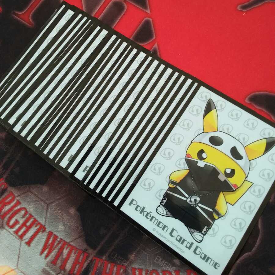 【使用品】スカル団ごっこピカチュウ デッキシールド 30枚