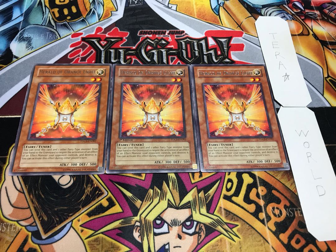 English version Herald of Orange Light Rare, 3 pieces, Terra