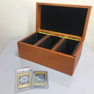 木製コレクション用ケース PSA鑑定品、ウルプロトップローダー専用サイズ
