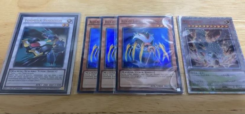 Yu-Gi-Oh, The Magician English Version Deck, on hold (40000)
