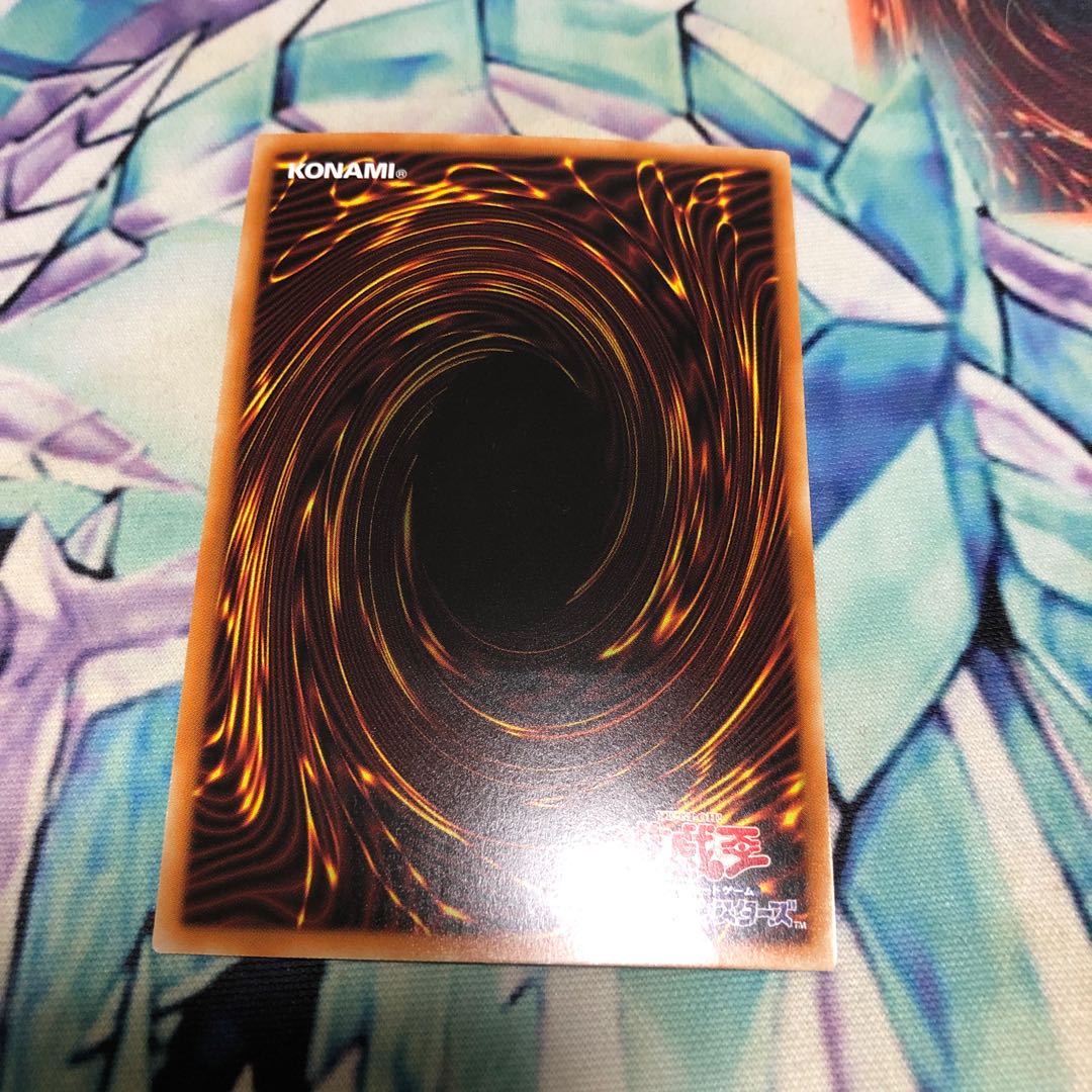 ダーク・オネスト ホログラフィックレア