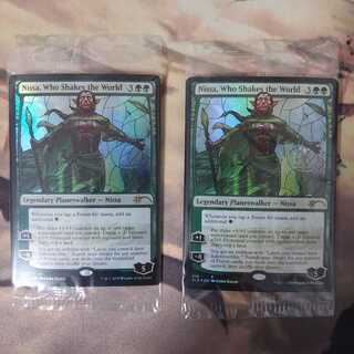 Nissa, Who Shakes the World secret lair 2 copies English