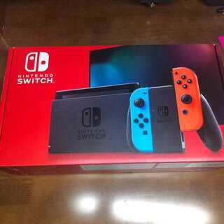 新品未開封　Nintendo Switch 本体　ネオン