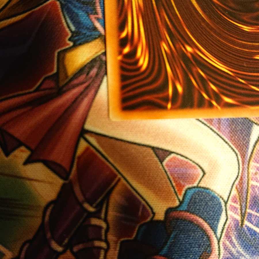 閉ザサレシ世界ノ冥神 ホログラフィックレア